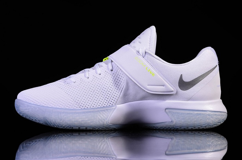 Nike Zoom Live 